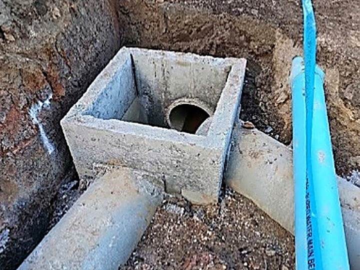 Stormwater pit with pipe connections